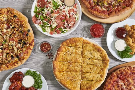Blackjack Pizza (1915 W Uintah St) .